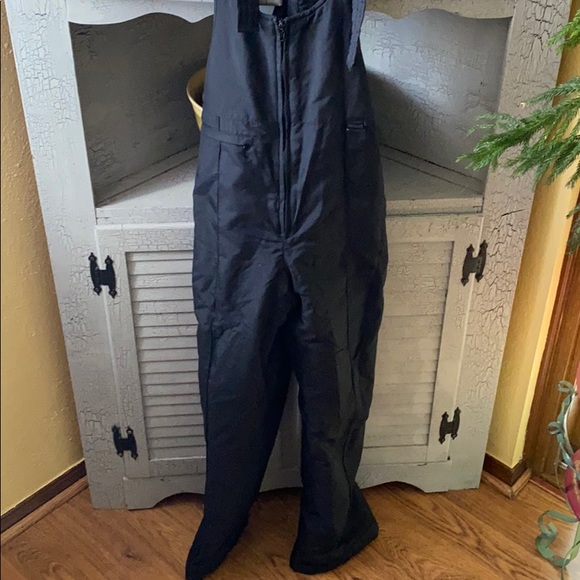 Snow Suit - Picture 4 of 6